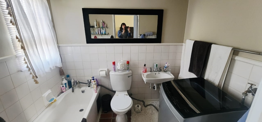 2 Bedroom Property for Sale in Kroonstad Central Free State